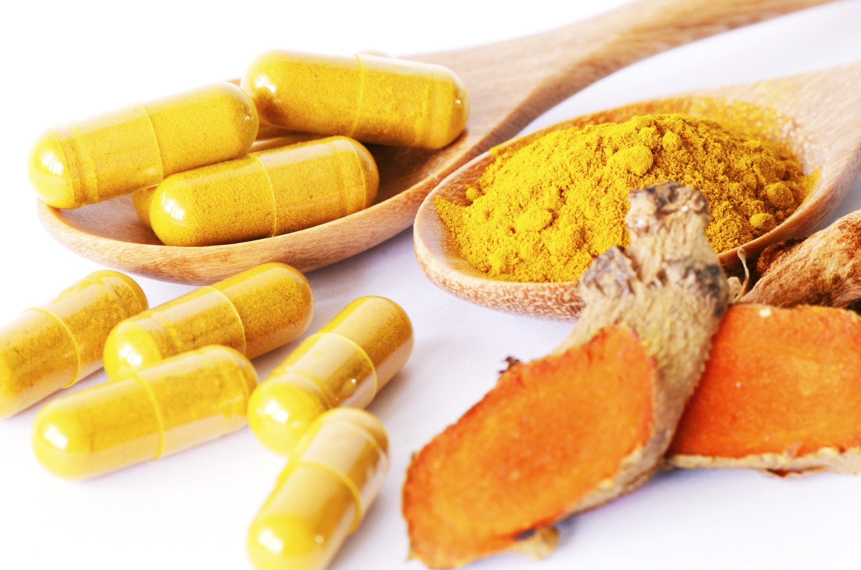 Curcumin. Turmeric Curcumin в капсулах. Куркумин пищевая добавка. Е100 куркумин. Куркума Turmeric капсулы.